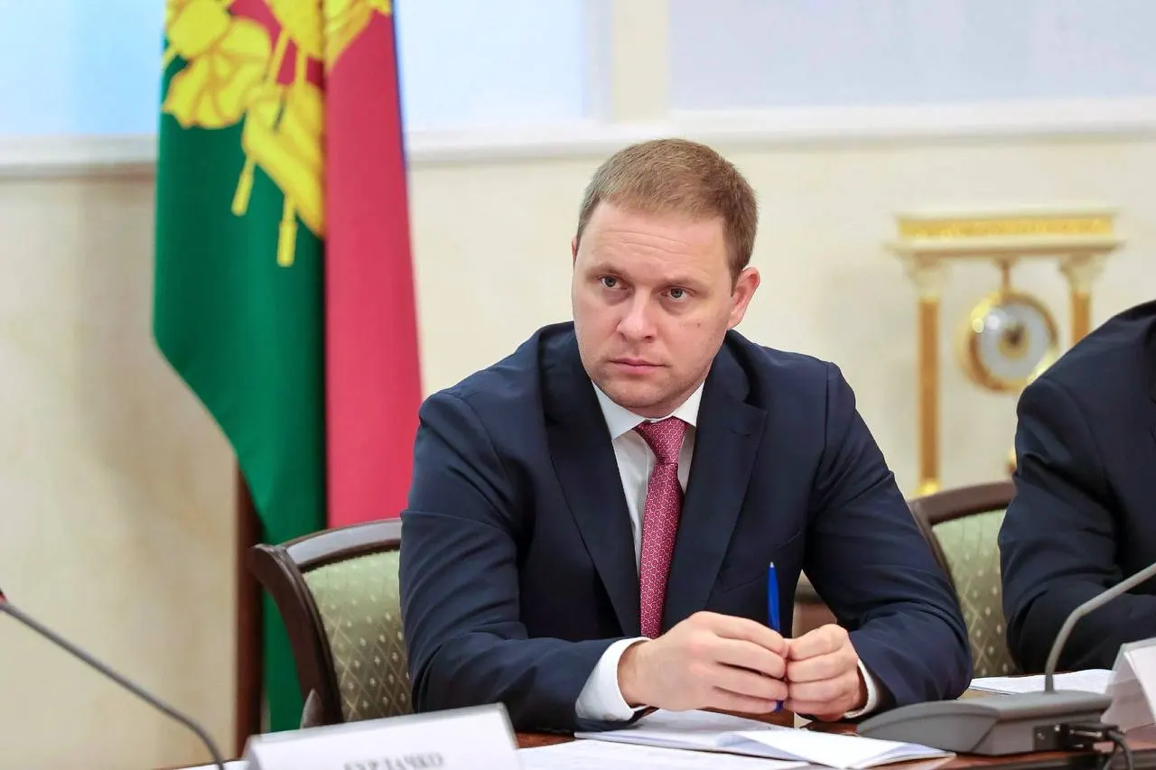 Швец, более десяти лет работавший в органах власти и пять лет возглавлявший Анапу, назначен руководителем государственной корпорации по развитию туризма.