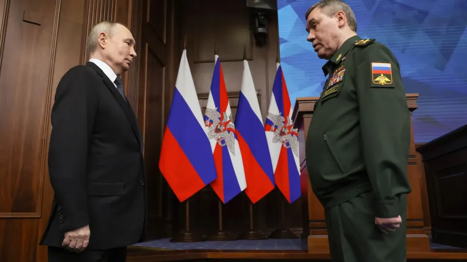 В мае российские войска совершили рекордное число штурмовых атак, но при этом второй месяц подряд фиксируются территориальные потери — май стал для армии худшим с 2023 года.