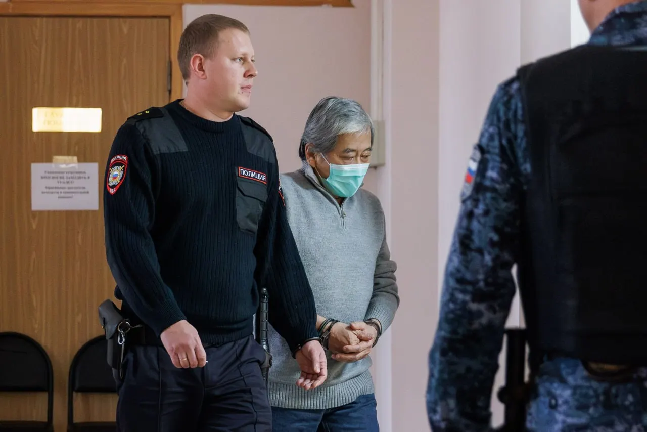 Материалы уголовного дела, в котором Александр Пак осуждён за смертельный наезд на многодетную мать Екатерину Буравлеву, поступили в Верховный суд РФ и переданы третьему составу уголовной коллегии.