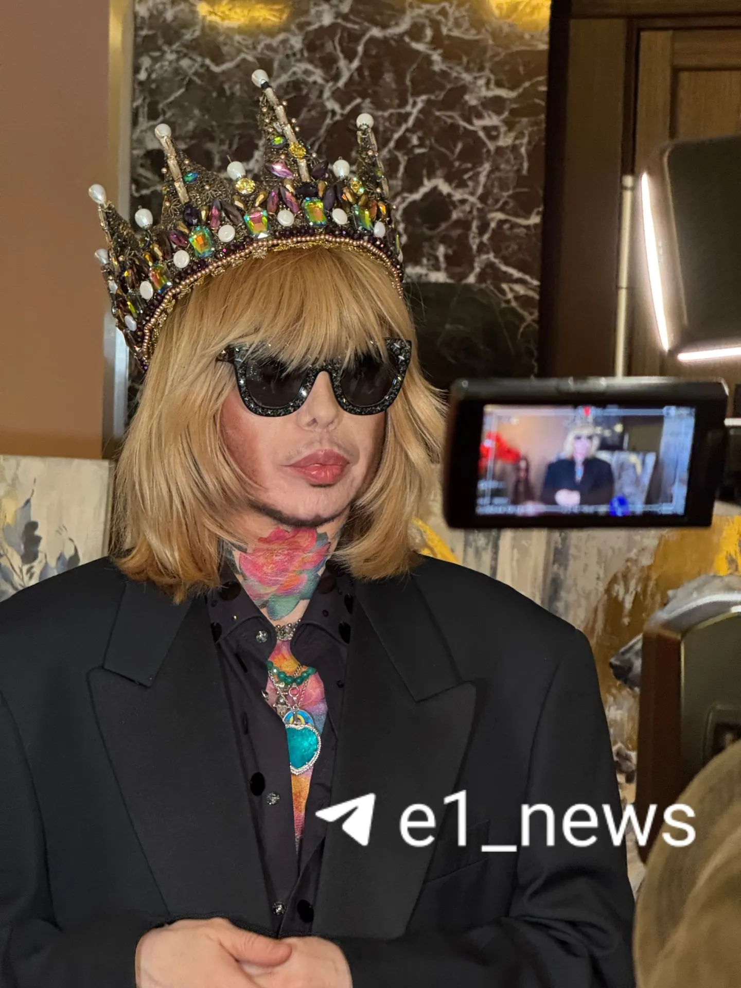 На фестивале моды в стране собрались дизайнеры со всей России; действует правило только российских производителей; участие превысило 350 человек.