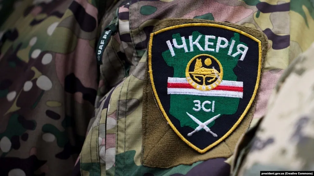 Росфинмониторинг добавил «Чеченскую Республику Ичкерию» и её зарубежные подразделения в список террористов и экстремистов после решения суда в Грозном, а её лидеру Ахмеду Закаеву в России вменили создание террористического сообщества и участие в боевых действиях на стороне Украины.