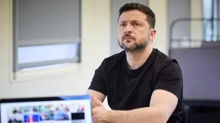 Президент Украины Владимир Зеленский заявил, что усиление изоляции российского сегмента интернета и блокировка мессенджеров связаны с подготовкой к масштабной мобилизации и возможному новому наступлению в Украине, а также с желанием предотвратить протесты в России.