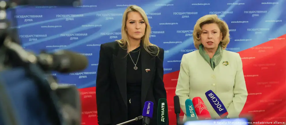 Новая уполномоченная по правам человека пообещала уделять приоритетное внимание участникам «СВО» и их семьям. Правозащитники отнеслись к назначению скептически и выражают сомнения в способности института омбудсмена защищать граждан в конфликтах с государством.