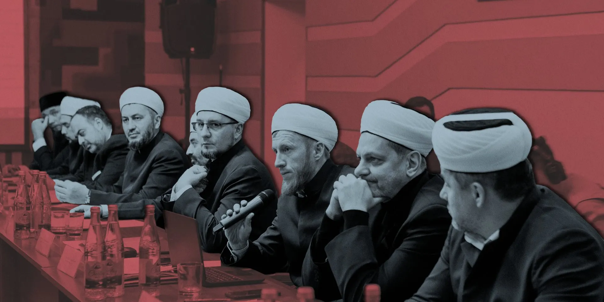 Силовики в ходе рейдов задержали нескольких видных мусульманских священнослужителей. Их обвиняют в связях с «Братьями‑мусульманами» — это похоже на более широкую кампанию против Духовного управления мусульман России.