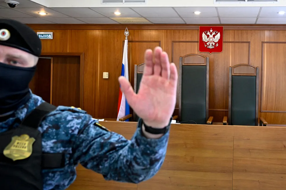 Судебный департамент удалил из открытого доступа статистику с 2005 года и приостановил публикацию отчетов за 2025 год. Эти данные были уникальны для анализа судебной практики, репрессий, демографических изменений и косвенной оценки отправки обвиняемых на войну.