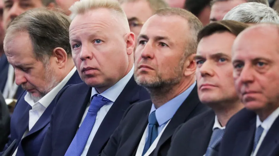 Российский союз промышленников и предпринимателей предложил ограничить публикацию информации о судебных делах компаний, требующих возмещения убытков от санкций; инициатива обсуждается в администрации и профильных ведомствах.