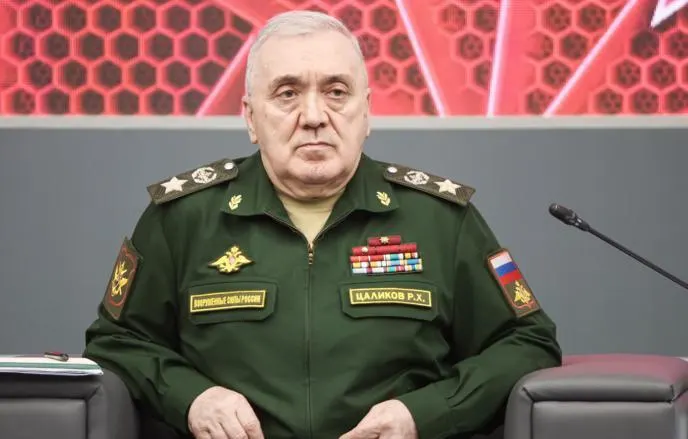 В иске указаны родственники, компании и предприниматели; надзорное ведомство считает, что активы могли быть приобретены на неподтверждённые законные доходы.