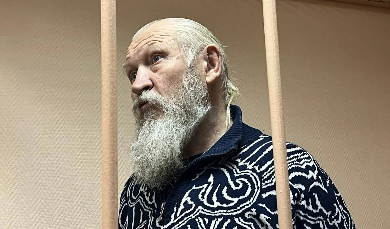 Росфинмониторинг обновил перечень: в него попал бывший депутат от ЛДПР Михаил Глущенко, осуждённый в 2015 году за соучастие в организации убийства Галины Старовойтовой.