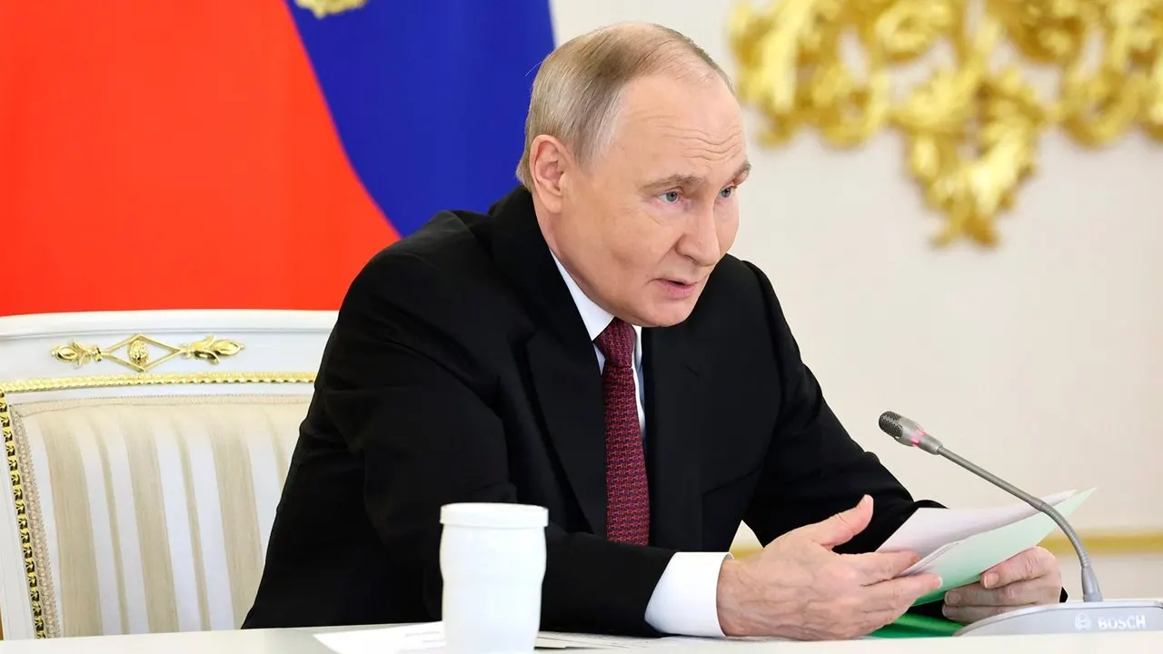 По паритету покупательной способности экономика РФ занимает 4-е место в мире и 1-е в Европе, отметил президент.