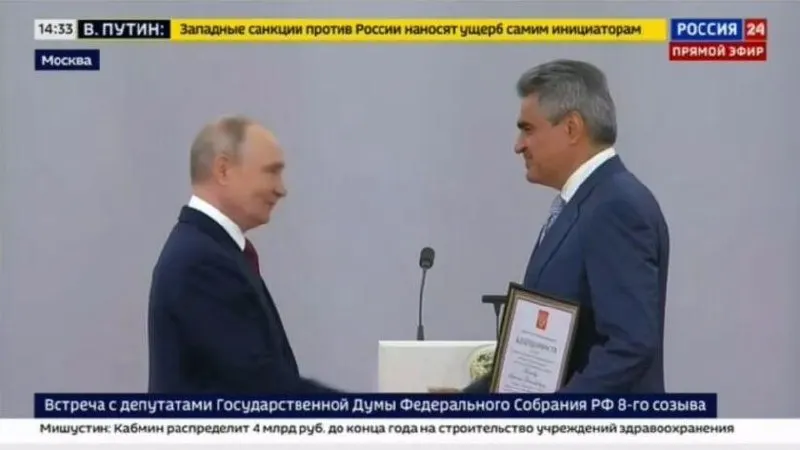 На церемонии награждения в Кремле Нечаев поблагодарил президента за оценку работы и заявил о необходимости нарастить усилия для победы в специальной военной операции.