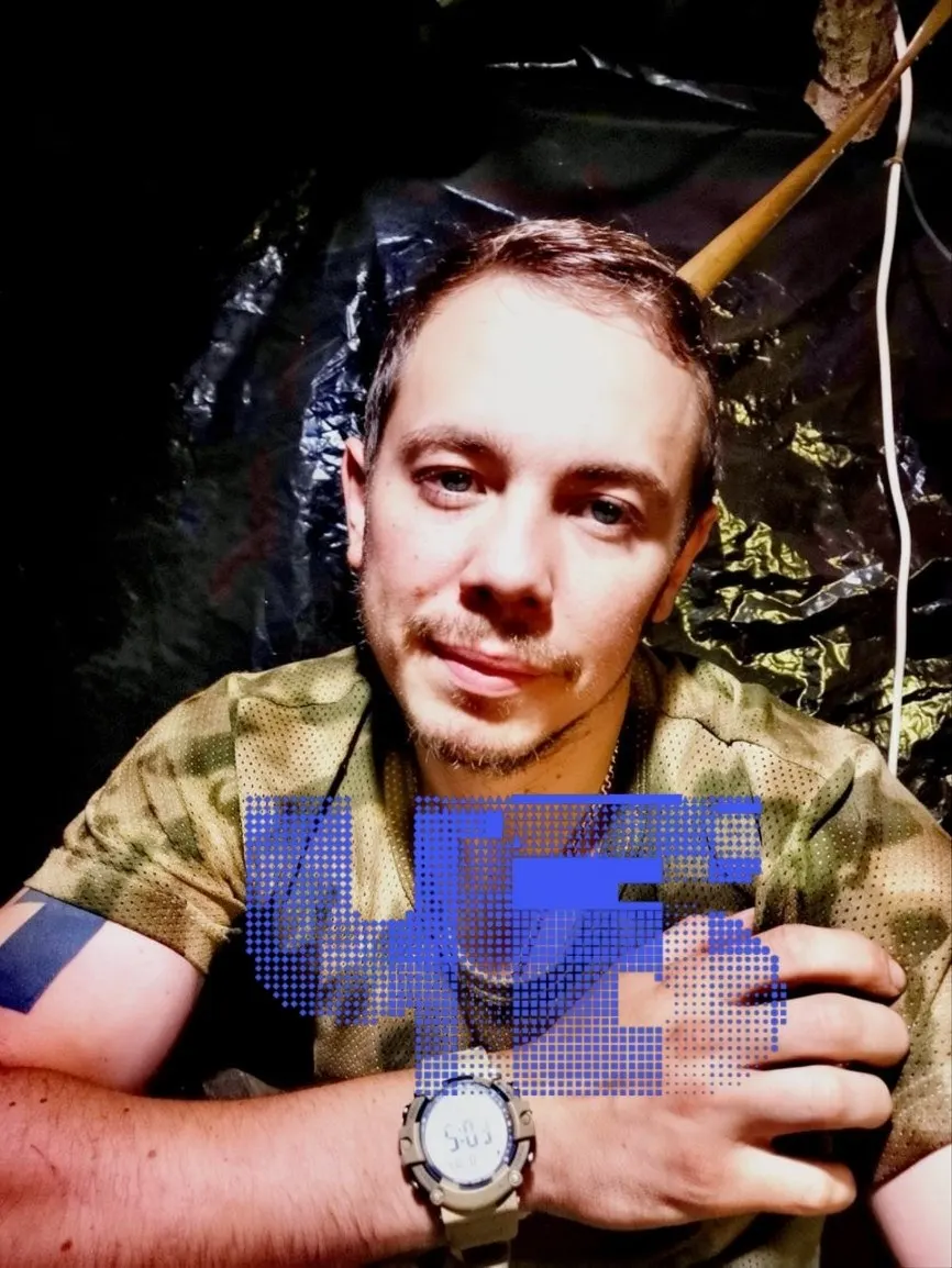Родители погибшего в январе военнослужащего узнали о похоронах сына из чужого региона — парня таинственно похоронили в Балтийске, лишив семью возможности проститься. Отец обвиняет военных и чиновников и называет случившееся беспределом.
