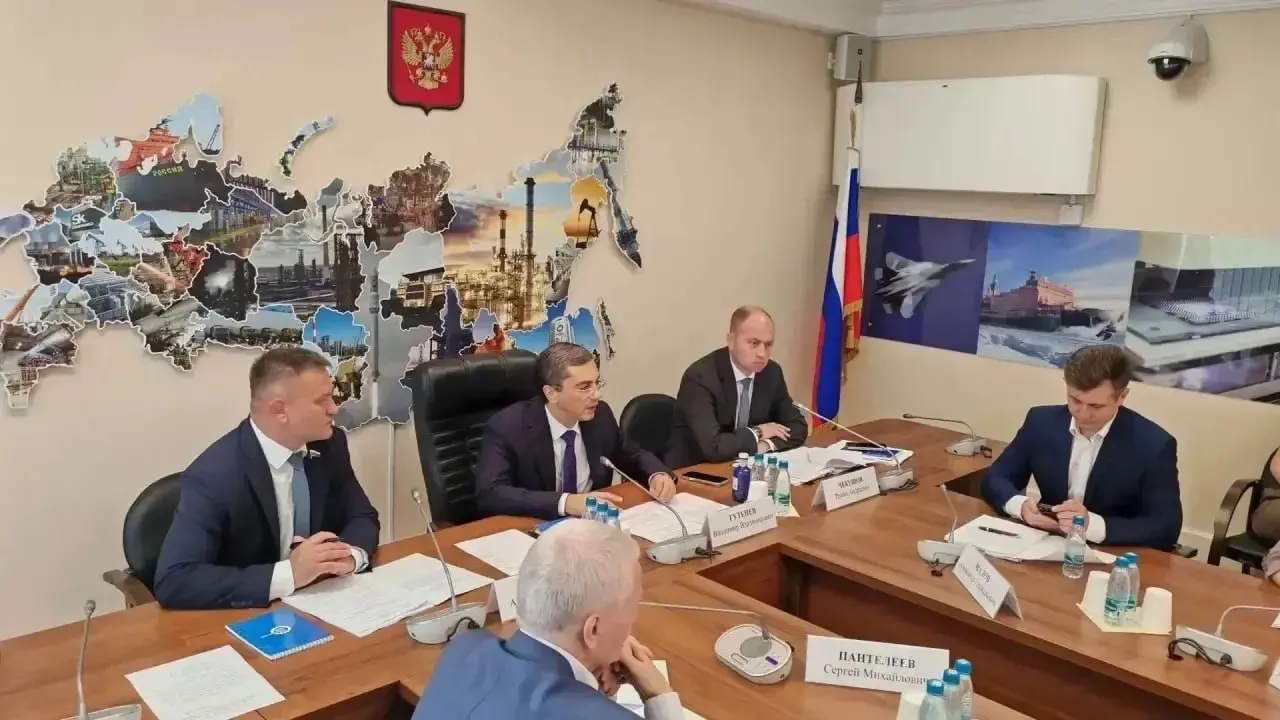 Инициатива предлагает дать министерствам доступ к данным ФНС для отслеживания формирования цен на каждом этапе цепочки поставок и оперативного реагирования на резкие подорожания.