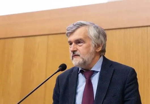 Госкорпорация приняла решение об увольнении Андрея Клепача после его оценки технологического и экономического отставания страны.
