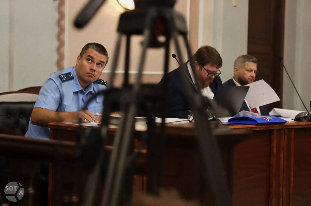 Прокурор заявил о наличии оснований для удовлетворения иска и поддержал снятие партии с выборов в Госдуму, указав на нарушения в использовании интеллектуальной собственности и возможное иностранное финансирование.