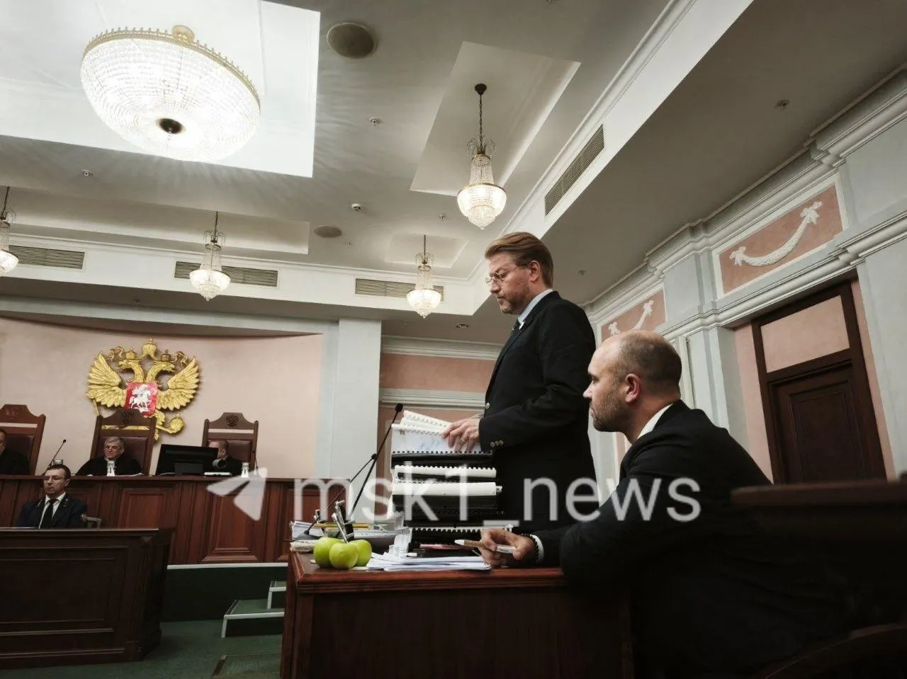 ЦИК принял решение не восстанавливать партию; обсуждался вопрос о вызове лица, подготовившего документ Росфинмониторинга, представители партий спорят с позицией комиссии.