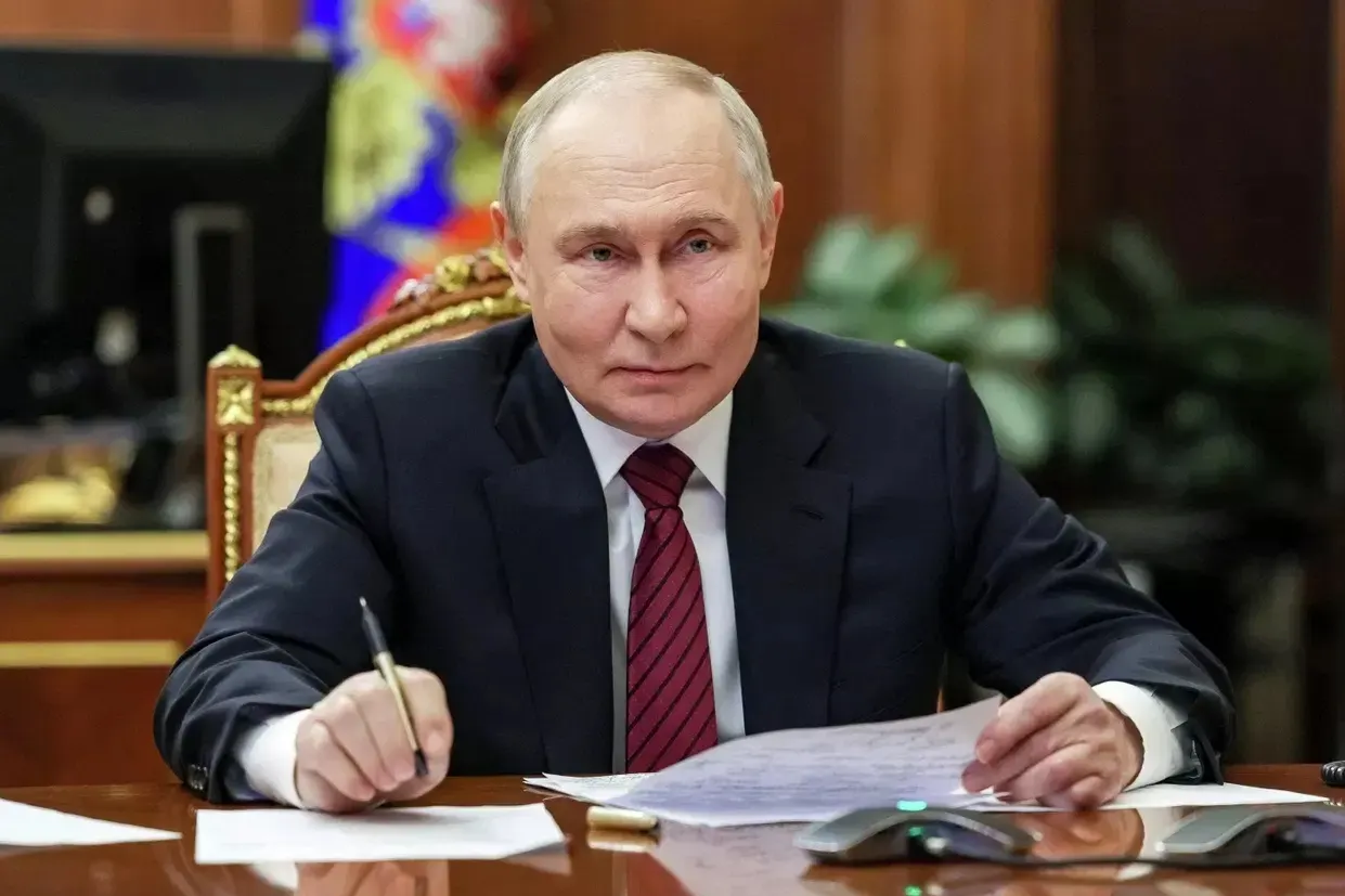 За восемь месяцев 2026 года частные компании перечислили в бюджет рекордную сумму, что усилило дискуссии о финансировании государства и войны.