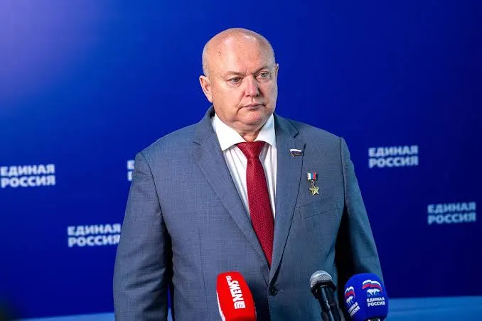 Официальные лица заявляют, что оснований для мобилизации в России нет.