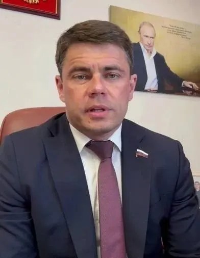 МАХ позиционируется как завершающий элемент суверенного интернета России; депутат Сергей Боярский привёл примеры и отметил международное соперничество.
