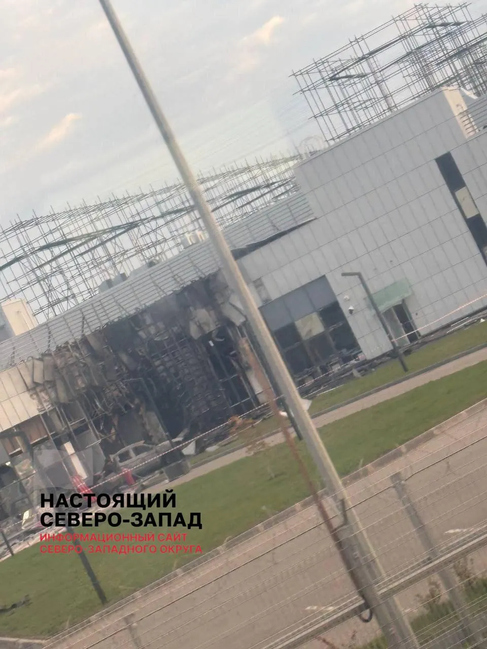 Дроны атакуют дата‑центры, что ставит под угрозу банковские переводы и цифровые сервисы. В Саратовской области и Балакове зафиксированы удары, затронута инфраструктура и сервисы.
