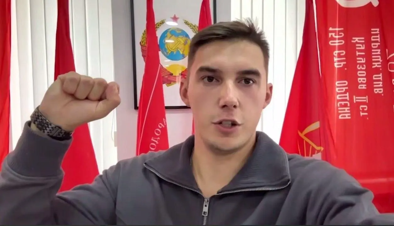 Полиция сообщает о превышении числа участников митинга; организатору грозит штраф.