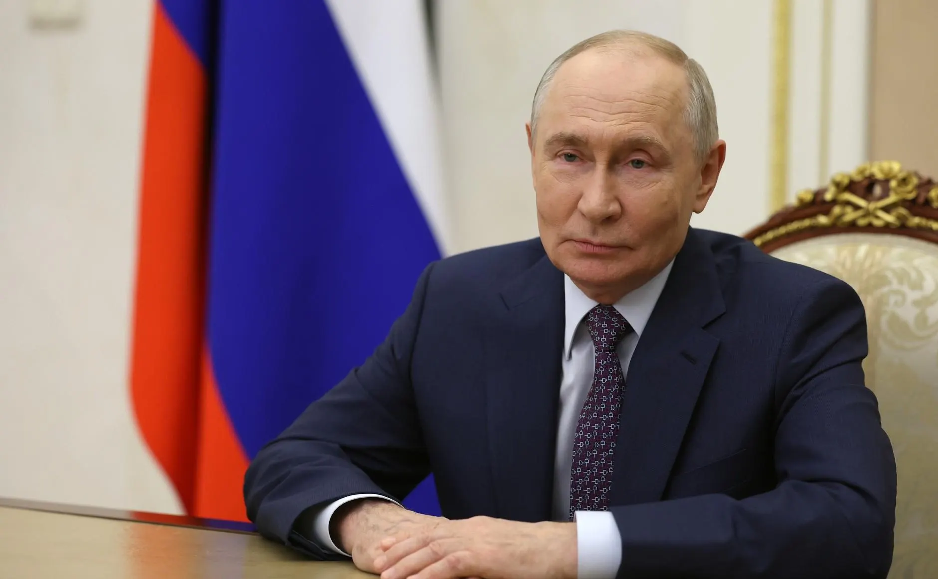 Глава государства поздравил педагогов с профессиональным праздником и подчеркнул важность их труда.